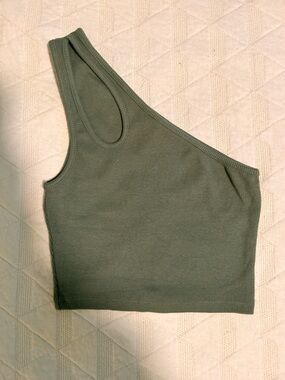 One-Shoulder Ribbed Crop Top in Olive Green Size S